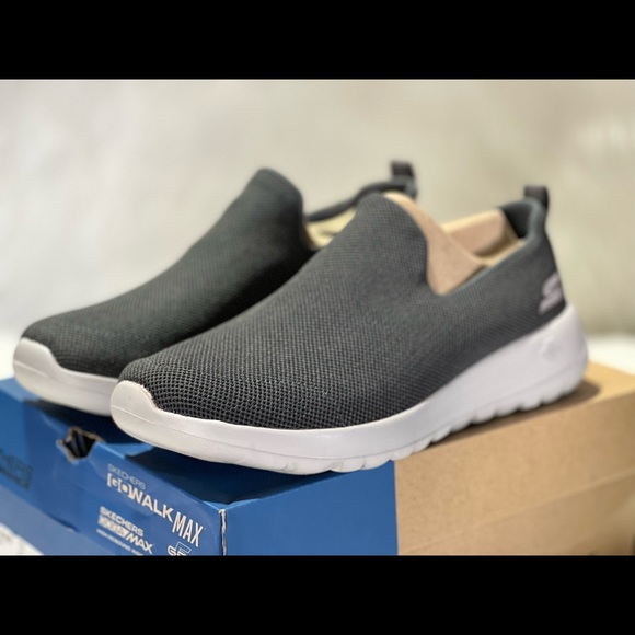 New Skechers men GOwalk Max Walking Shoes Charcoal - Picture 2 of 9